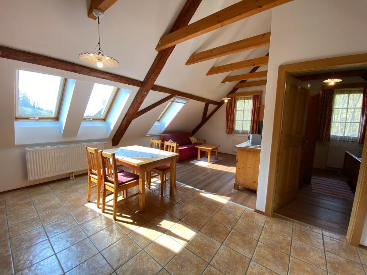 Villa Kuerbishof Gartner à Fehring Extérieur photo