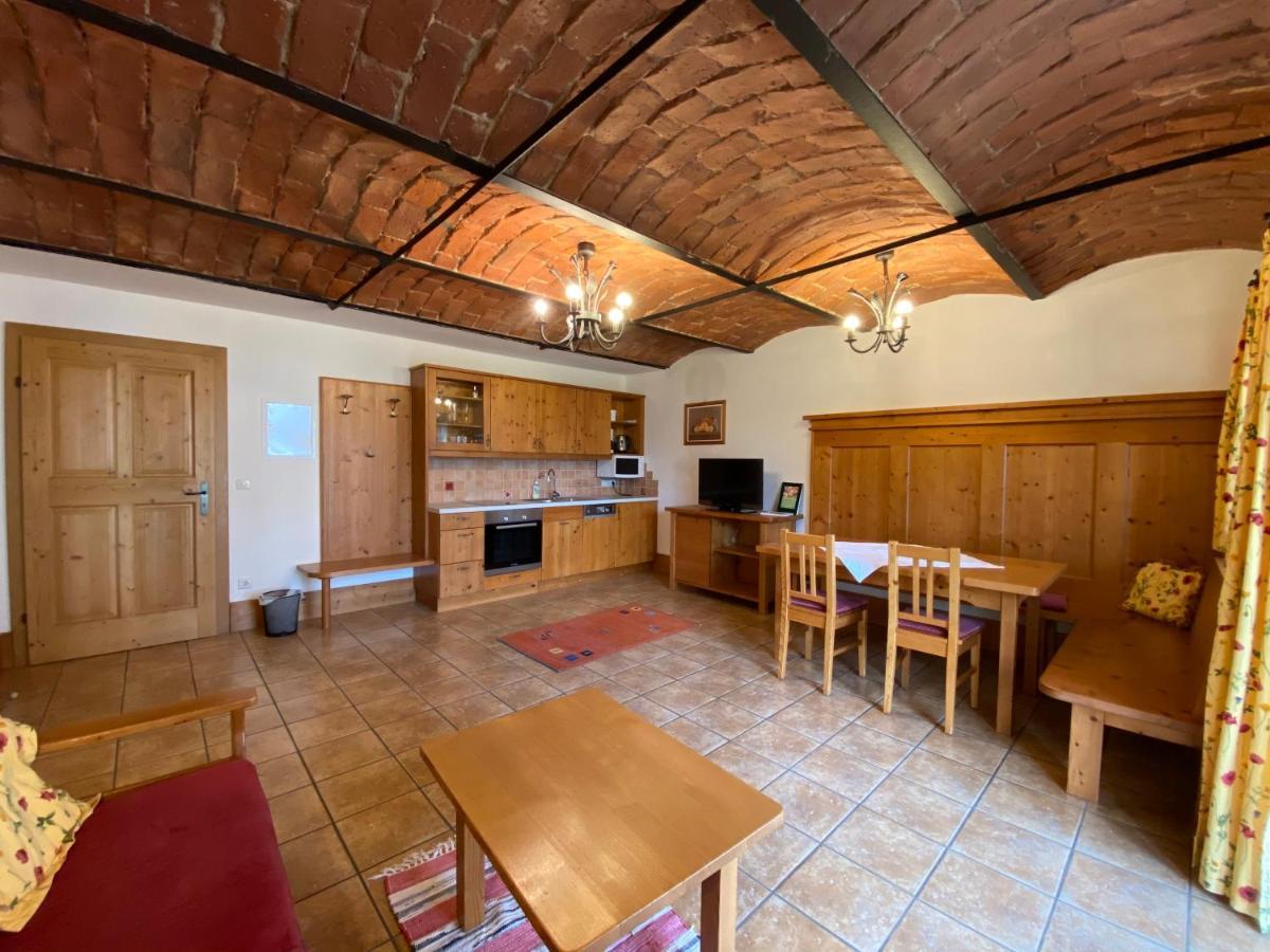 Villa Kuerbishof Gartner à Fehring Extérieur photo