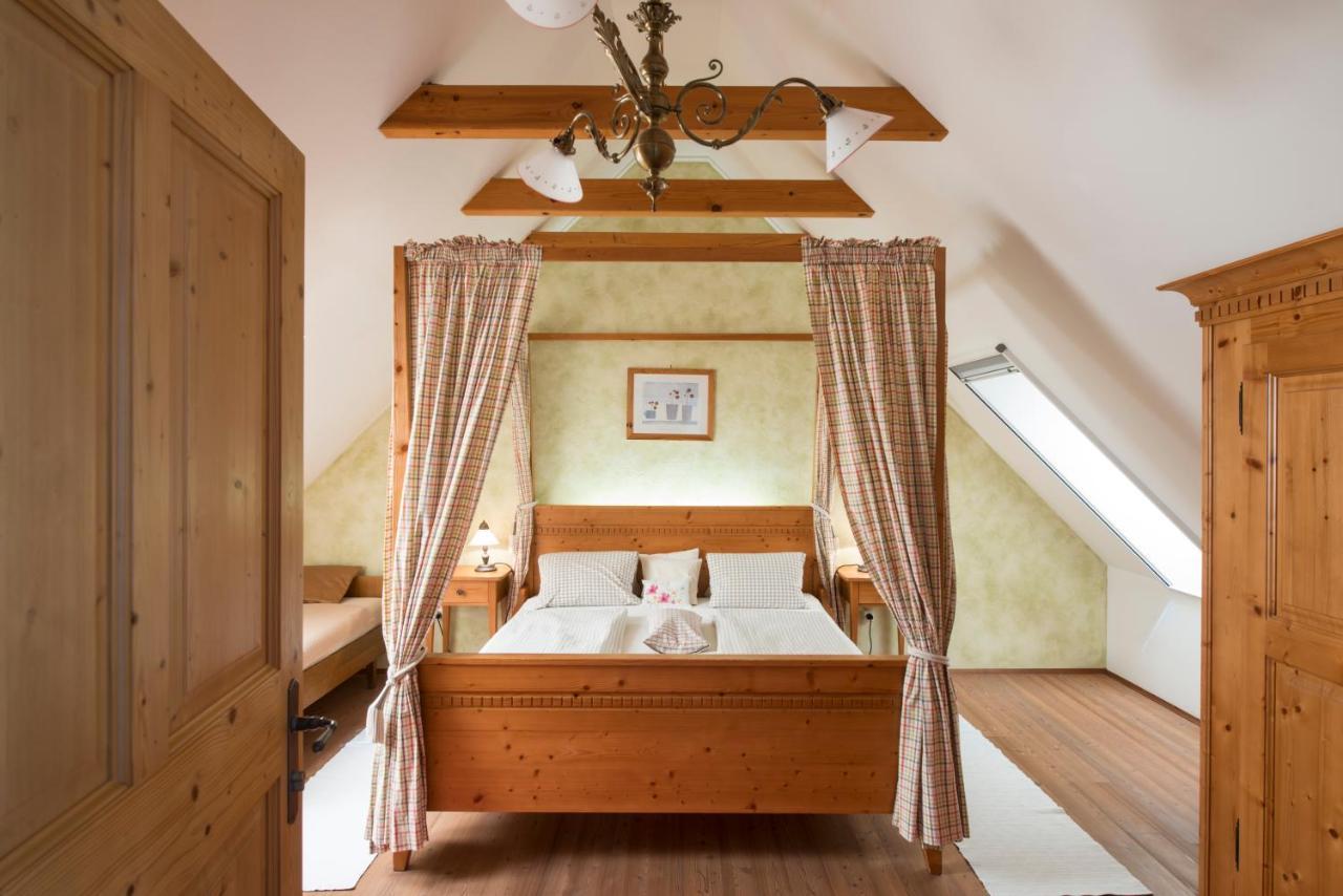 Villa Kuerbishof Gartner à Fehring Extérieur photo